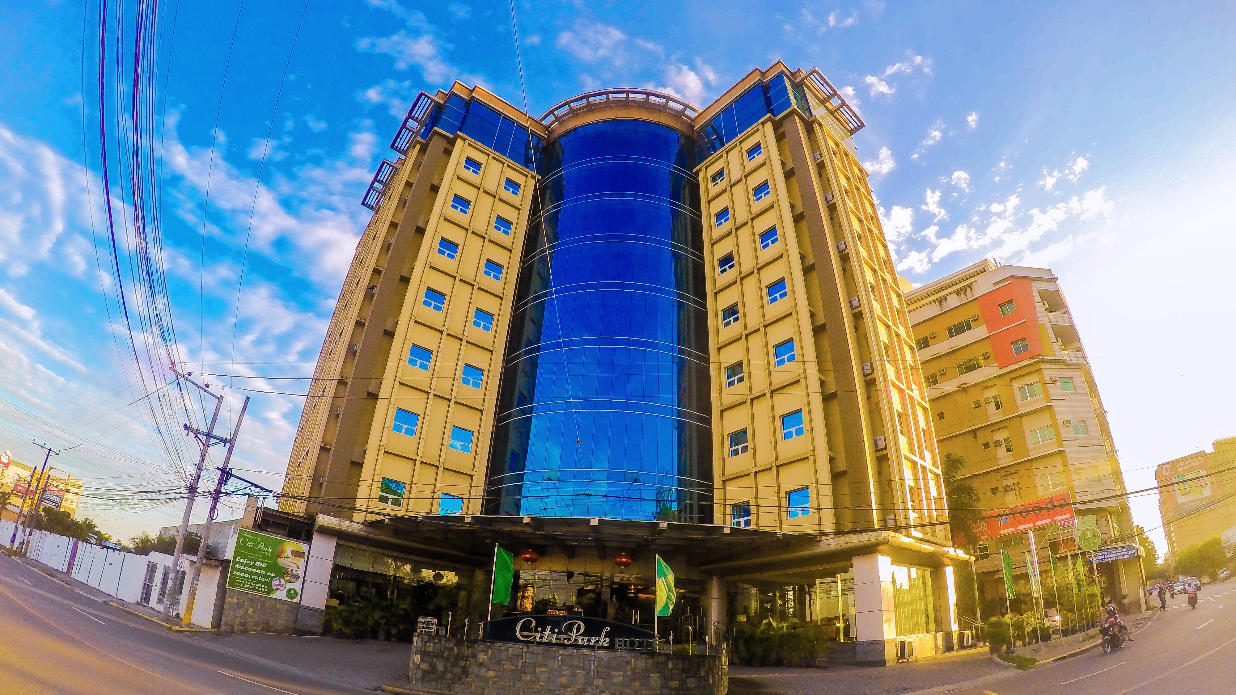 Citi Park Hotel Cebu Powered By Cocotel Bagian luar foto