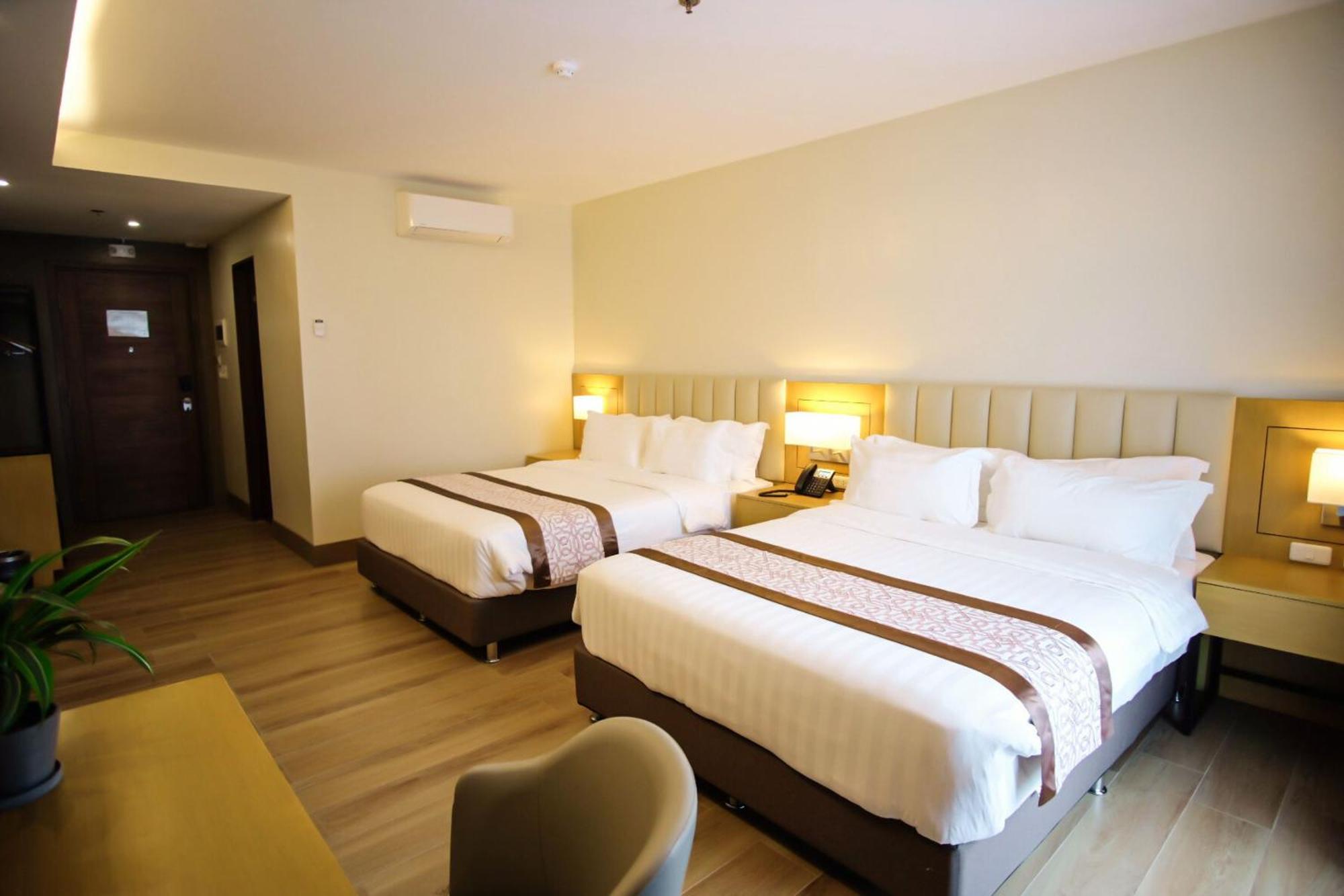 Citi Park Hotel Cebu Powered By Cocotel Bagian luar foto