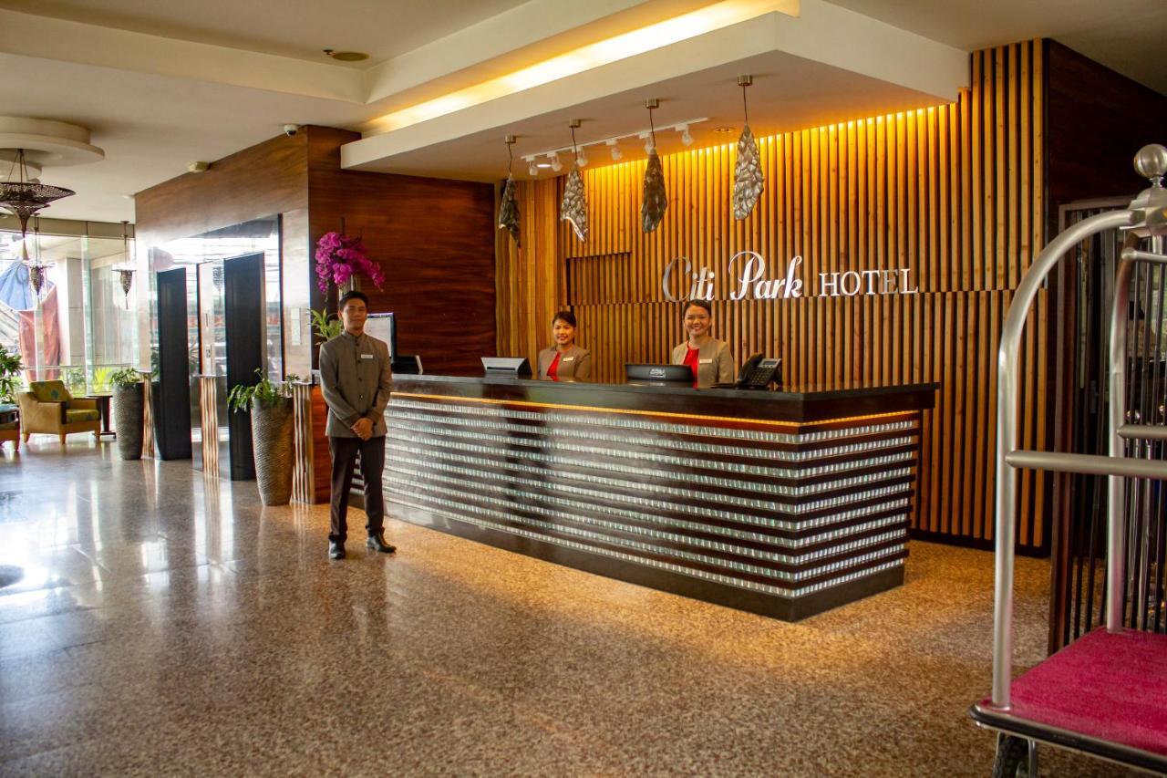 Citi Park Hotel Cebu Powered By Cocotel Bagian luar foto